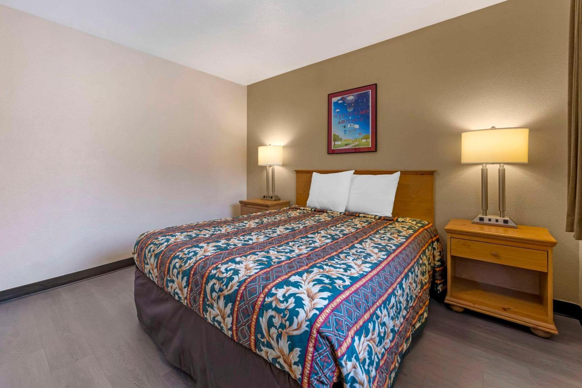 Rodeway Inn Albany Esterno foto