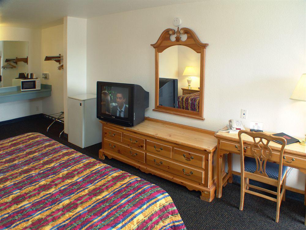 Rodeway Inn Albany Esterno foto